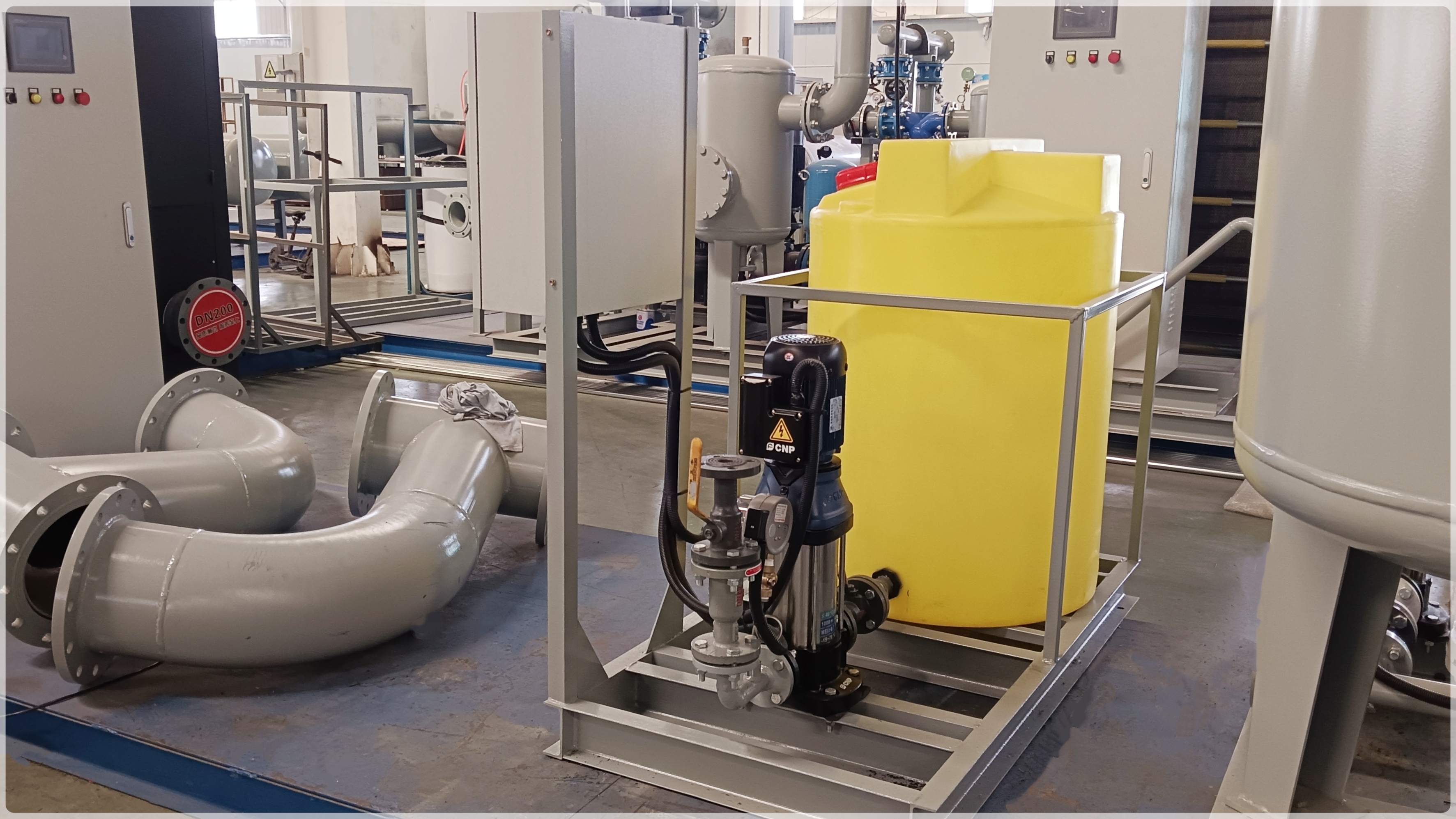 الشكل 6- جهاز مكمل الإيثيلين جليكول